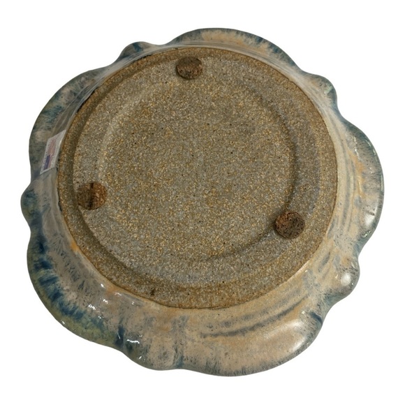 Artisan Pottery Cracked Glass
Tealight Holder Wavy Trim
Blue Cracked Glass - Picture 7 of 13